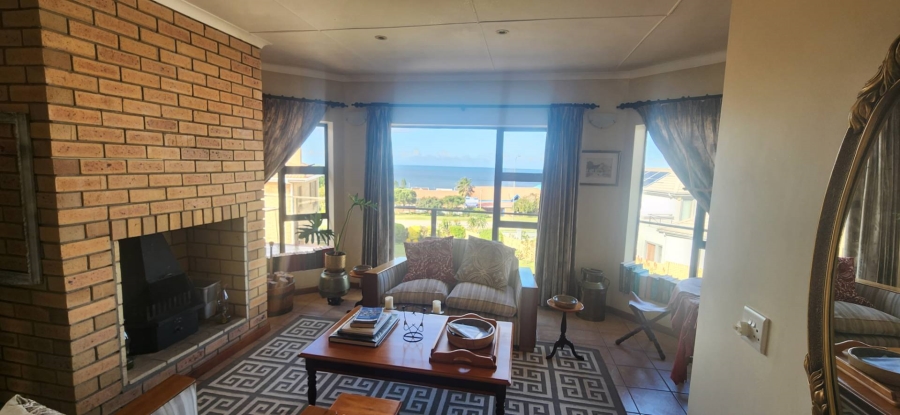 3 Bedroom Property for Sale in Reebok Western Cape
